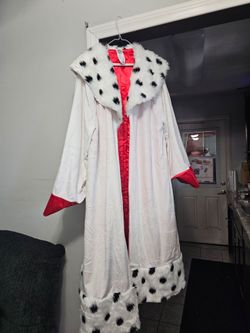 Cruella De Vil  coat costume