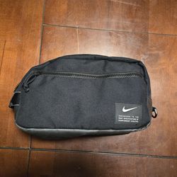 Shoe carries or small carry on