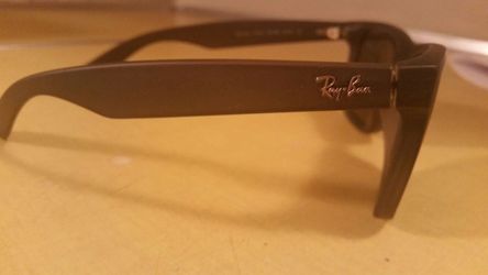 Ray ban