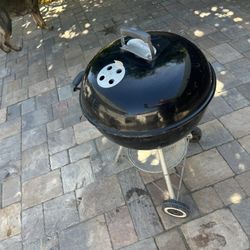 22 Weber Kettle Grill