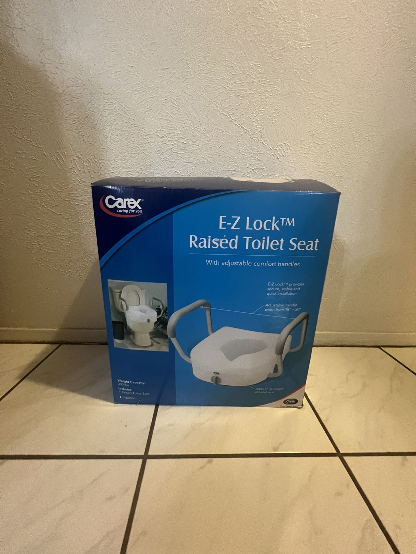 CAREX E-Z LOCK LOCKING RAISED TOILET SEAT New