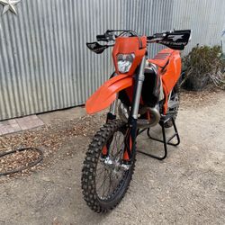 2019 KTM 250 XC-W TPI Enduro Motorcycle 