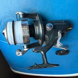 Helicon 5600NF Vintage Spinning Fishing Reel Black Silver Freshwater