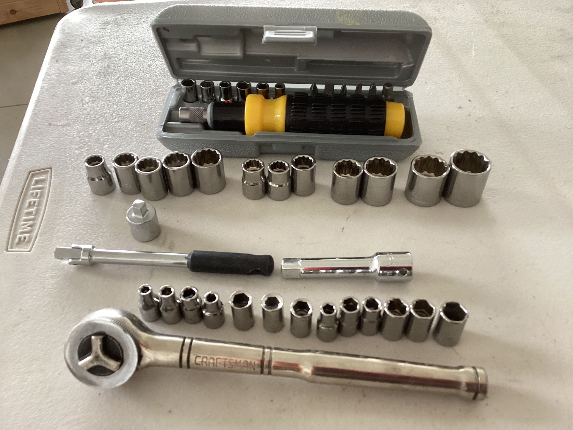 Napa Sockets With Craftsman 3/8” Drive Ratchet 