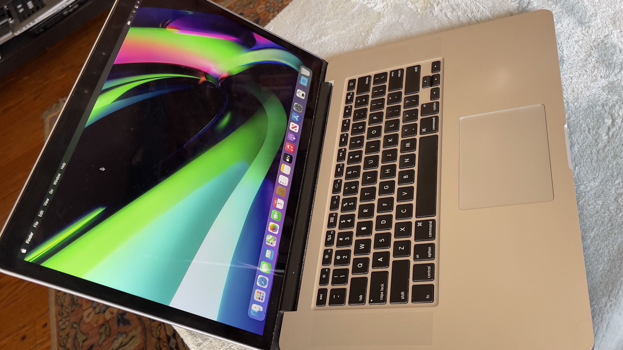 MacBook Pro 15” Retina Core I7; 16GB Ram 256GB SSD $375