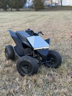 Tesla Cyberquad – Limited Edition 