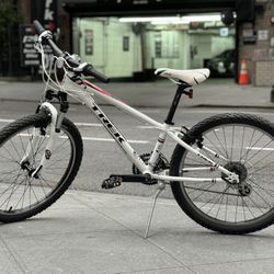 Trek 24” Bike MT 240 21 Speed