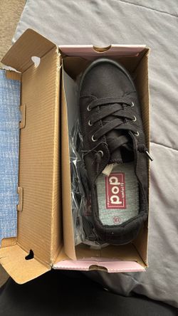 New POP Comfort Fit SNEAKERS BLACK