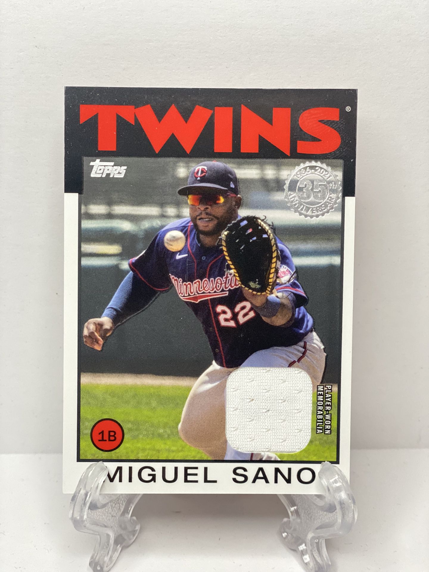 Miguel Sano player worn jersey patch baseball card (Minnesota
