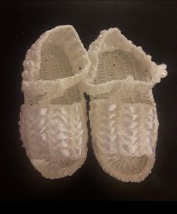 NEW hand-made baby sandals from Colombia South America $5 each FIRM