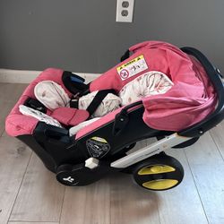 Car seat/stroller (doona Dupe) 