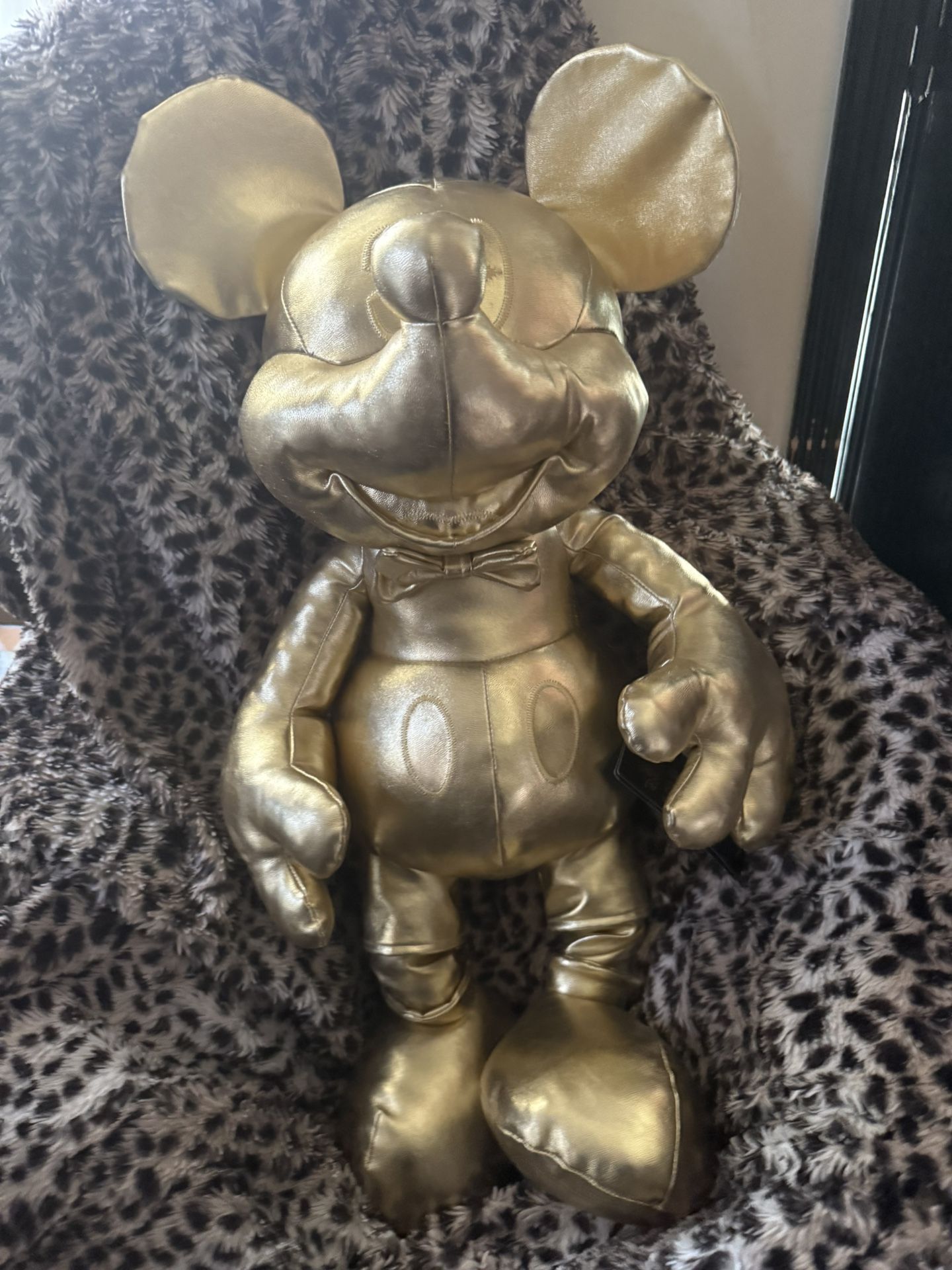 Disney 90th Anniversary Gold Collection