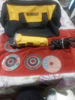 Dewalt grinder perfect condicion 65.00