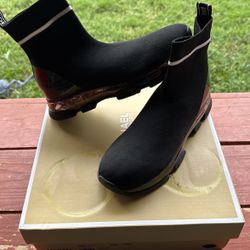 Michael Kors Size 7m $75
