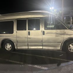 2002 Chevrolet Express