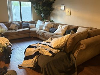 L Shaped Sectional