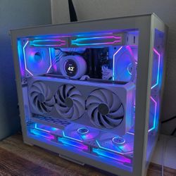 Gaming PC Lian li 5060 GPU 1TB SSD