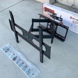 $39 (New) Swivel tv wall mount for 37-75” tvs full motion and tilt bracket vesa 600x400mm, max 110lbs