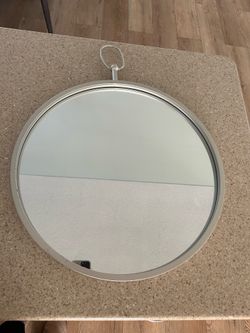20 in round wall mirror