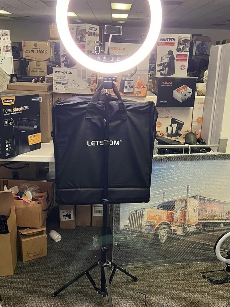 Large Ring Light 18 inch w/ Stand & Phone Holder for Selfie, YouTube, Tiktok, Makeup, Photography