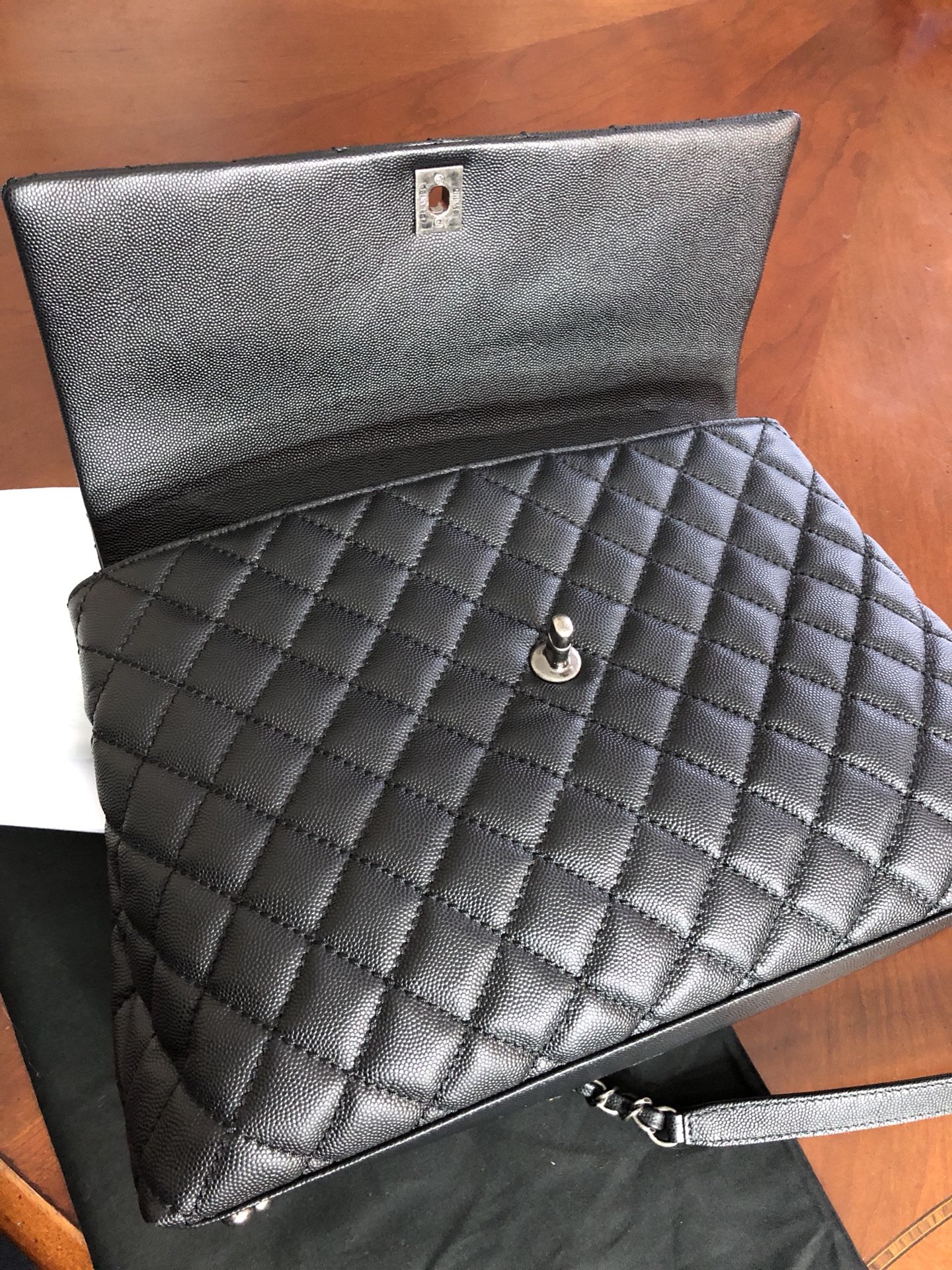 New Chanel large flap bag with top handle for Sale in Bellevue, WA