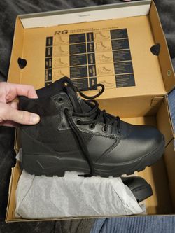 Boots Black Size 10 EE Big 5 Brand