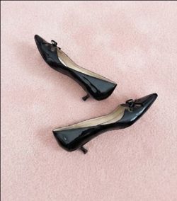 JC Black Woman's Shoes. Heel's Height: 2". SIZE: 11. Like New.