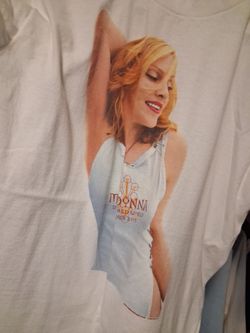 Madonna 2001