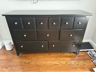 2 night stands and 1 dresser