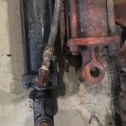 Hydraulic Cylinders 24”