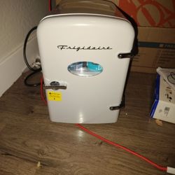 Mini Beverage Cooler 