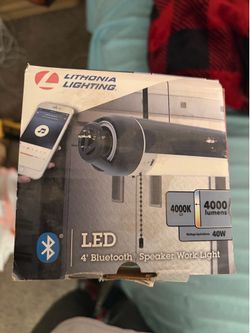 2 Work light 4ft w Bluetooth
