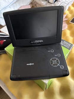 Portable DVD player 30$ OBO