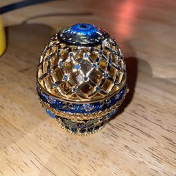 Jeweled Egg Trinket Box – Hinged, Magnetic Closure