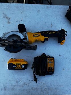 DeWalt 20V Brushless Circular Saw