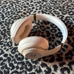 Beats Headphones Pink Mauve With Case New