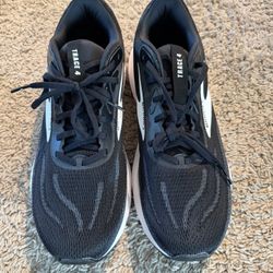 Men’s Brooks Trace 4 Gym Running Shoes NEW Size 11.5