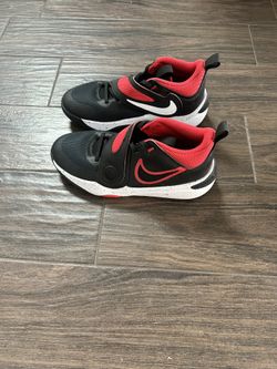 Boys Tennis shoes 