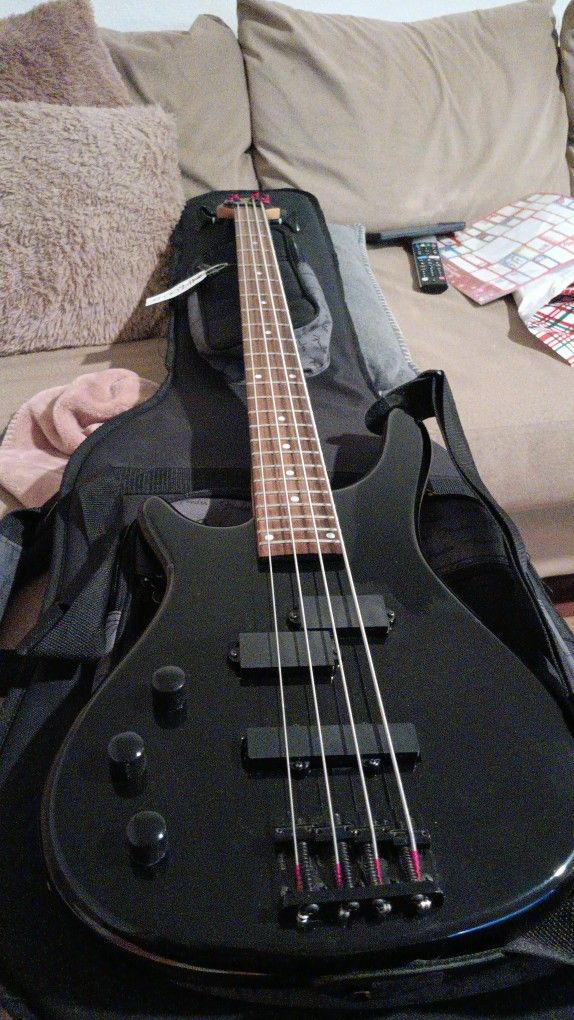 Stagg BC300 Left Handed Fusion 4-String Bass - Gloss Black