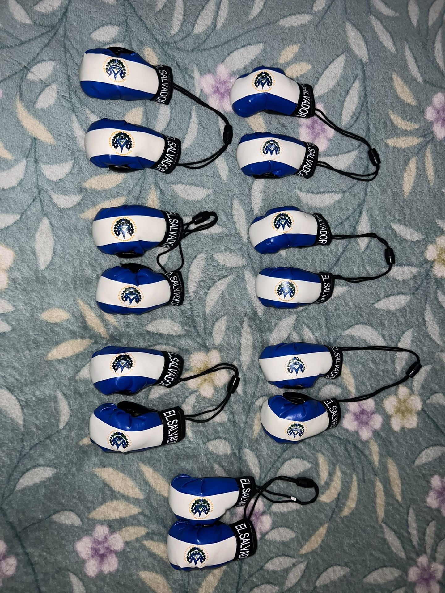 Sale!! 7. Pairs El Salvador Mini Car Boxing Gloves