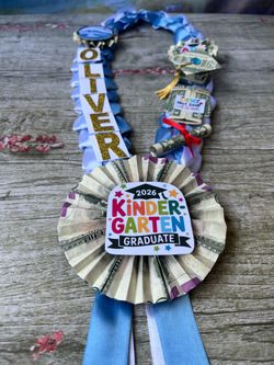 Graduation leis