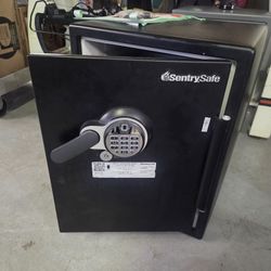 SentrySafe
2.0 cu. ft. Fireproof & Waterproof Safe with Biometric Fingerprint Lock