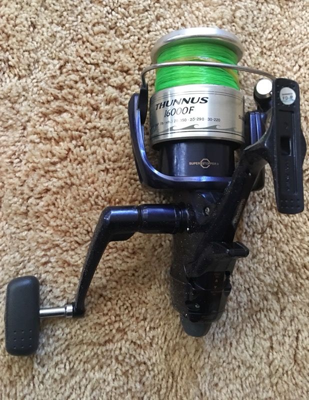 Shimano Thunnus 16000F Baitrunner Spinning Reel