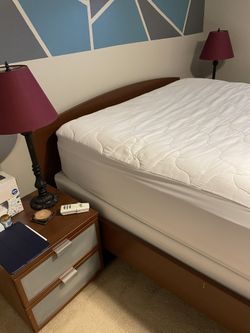 Queen Bedroom Set With Mattress 