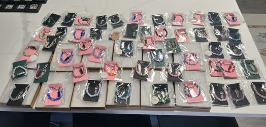 Cadenas Bellas De La Suerte Son Pendulos Con Su Pulcera Baratos 10 Dólares