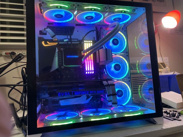 Brand New Gaming PC Build Intel i7 8086K + RTX 2080