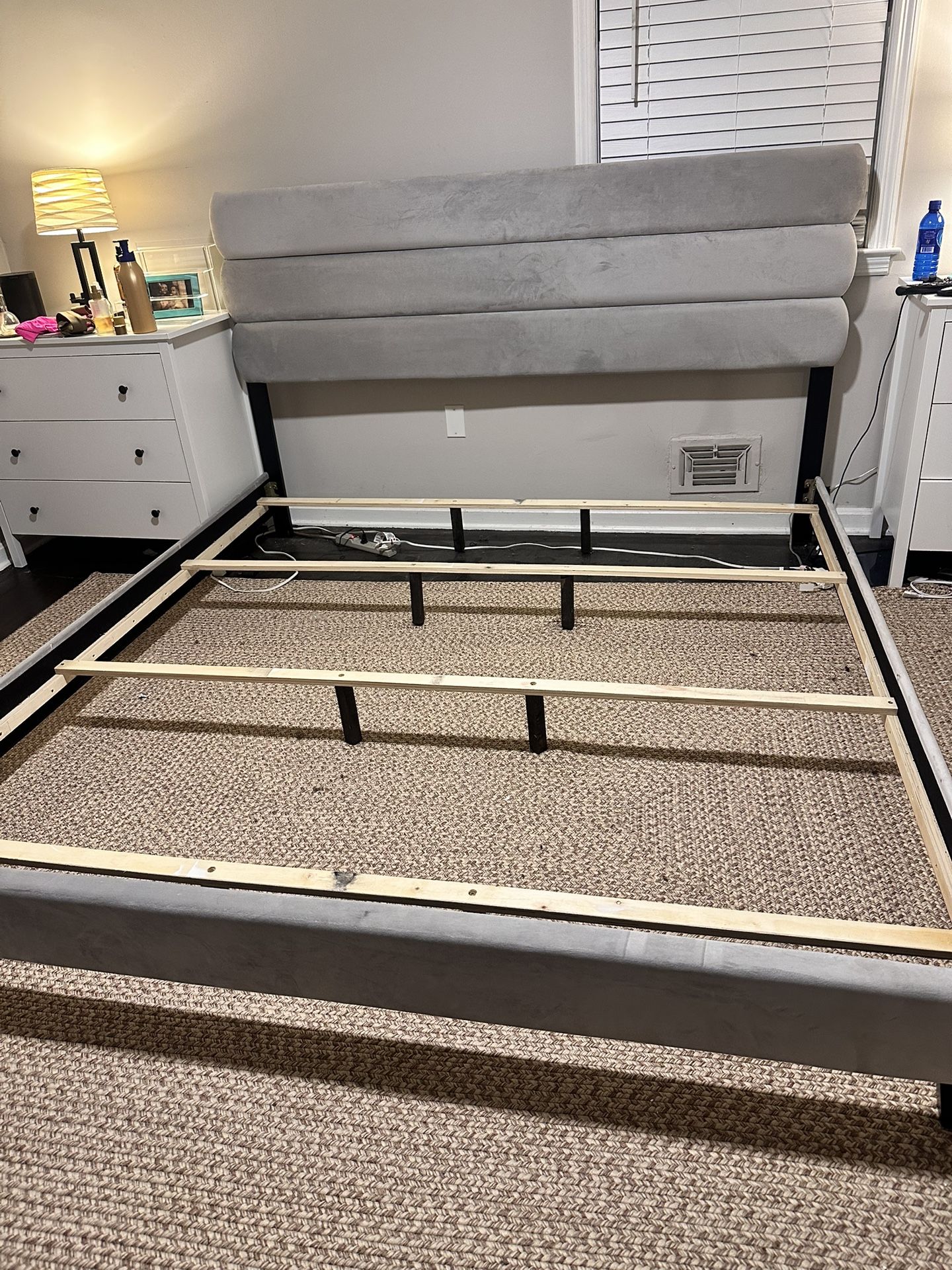 KING SIZE BED FRAME