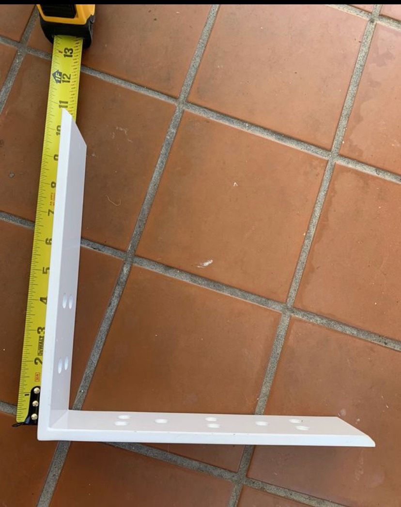 Freedom Hidden 10 in. White Bracket (15 available ) 25 each.