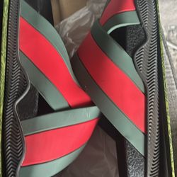 Gucci web slide(will negotiate)