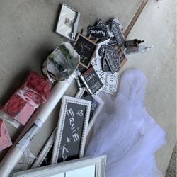 Wedding bundle (West Seattle) Mirror, Chalkboard Signage, Paper Lanterns etc   $125